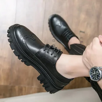 Кожаная обувь больших размеров, мужская деловая официальная одежда, мужские повседневные универсальные черные мягкие маленькие кожаные туфли 2023 года, Новые мужские S